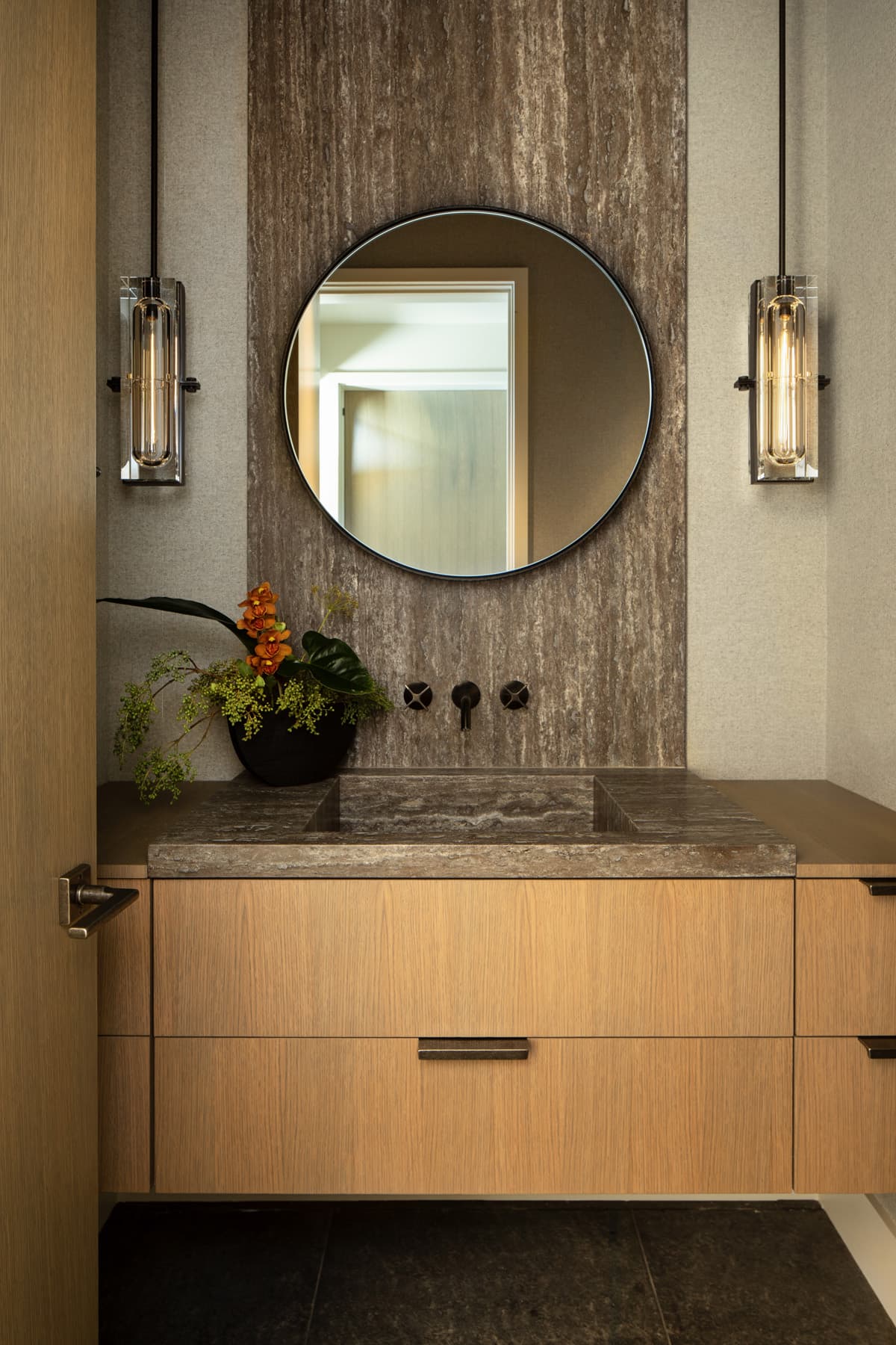 Nida Risto Interior Design in Jackson Hole designed a rustic elegance in the River Bend Project in Snake River Sporting Club in Jackson Wyoming.